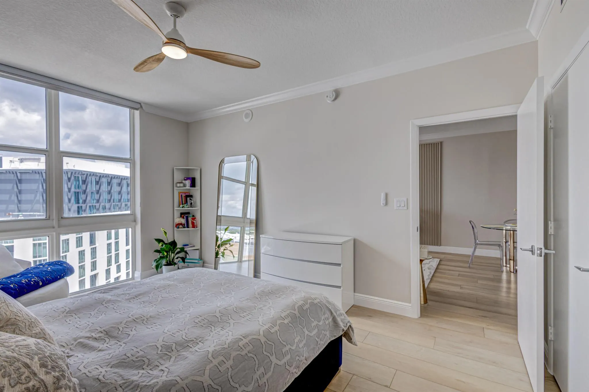 550 Okeechobee Boulevard, #1218