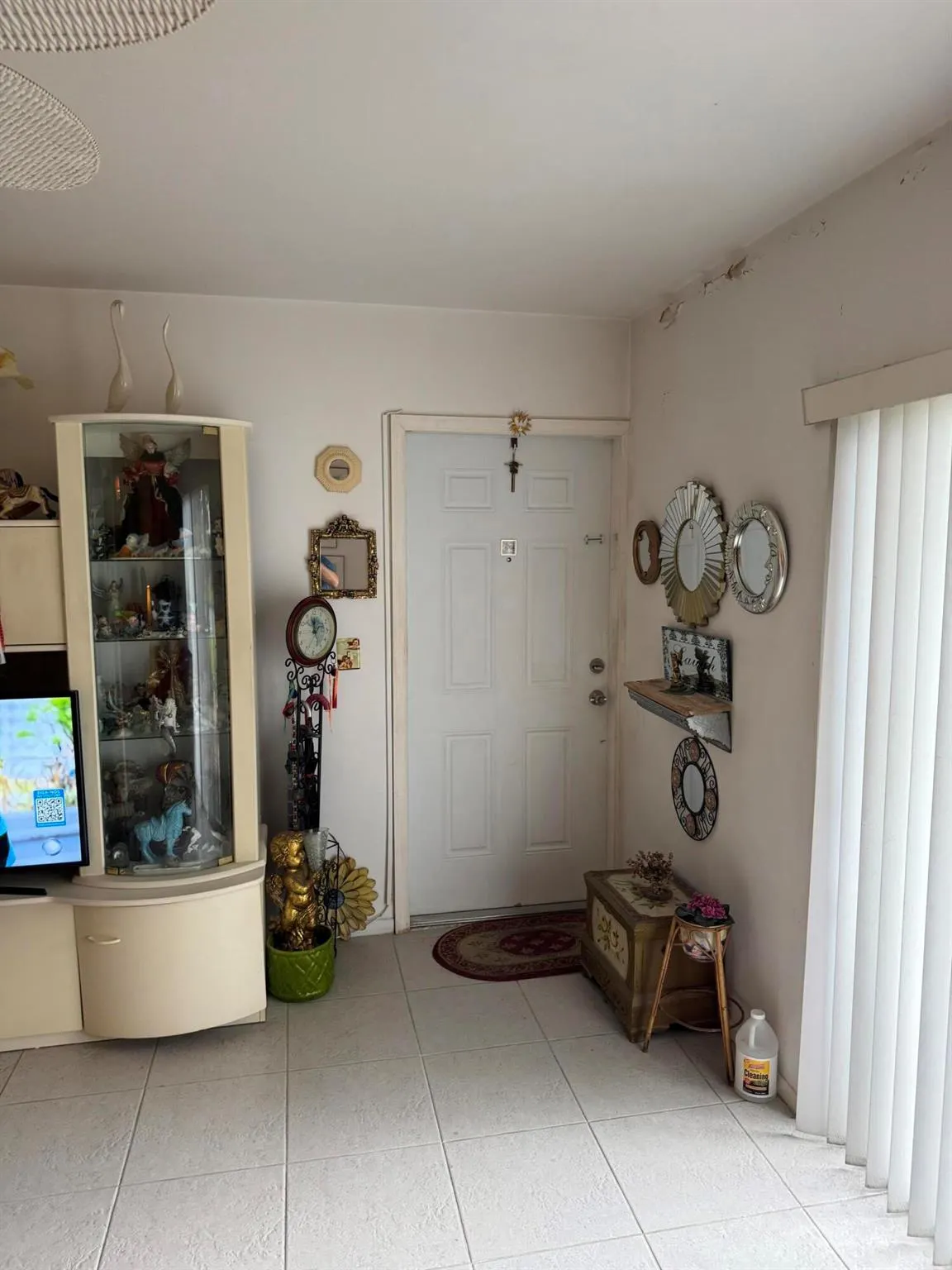 90 South Boulevard, #1c