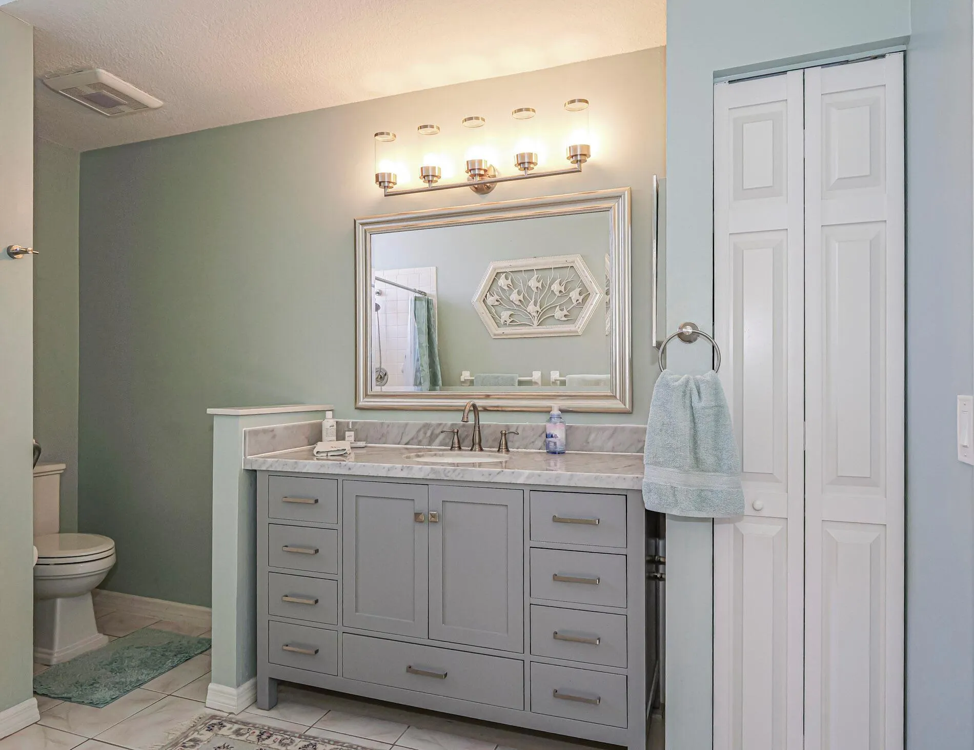 6235 Mirror Lake Manor Manor, #6235