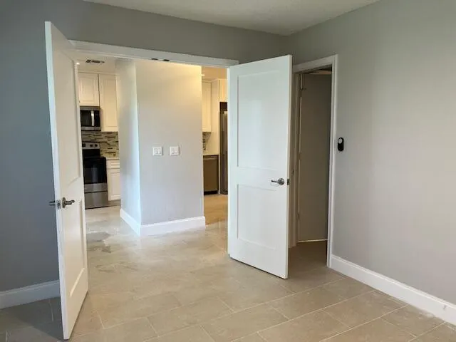 2501 Del Aire Boulevard, #20-B