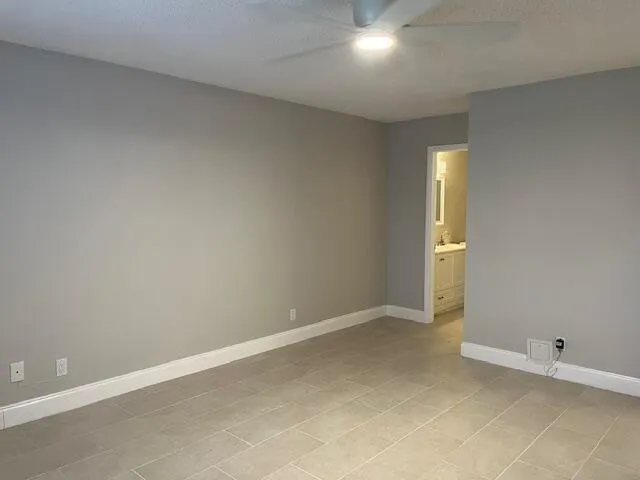 2501 Del Aire Boulevard, #20-B