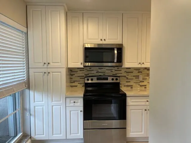 2501 Del Aire Boulevard, #20-B