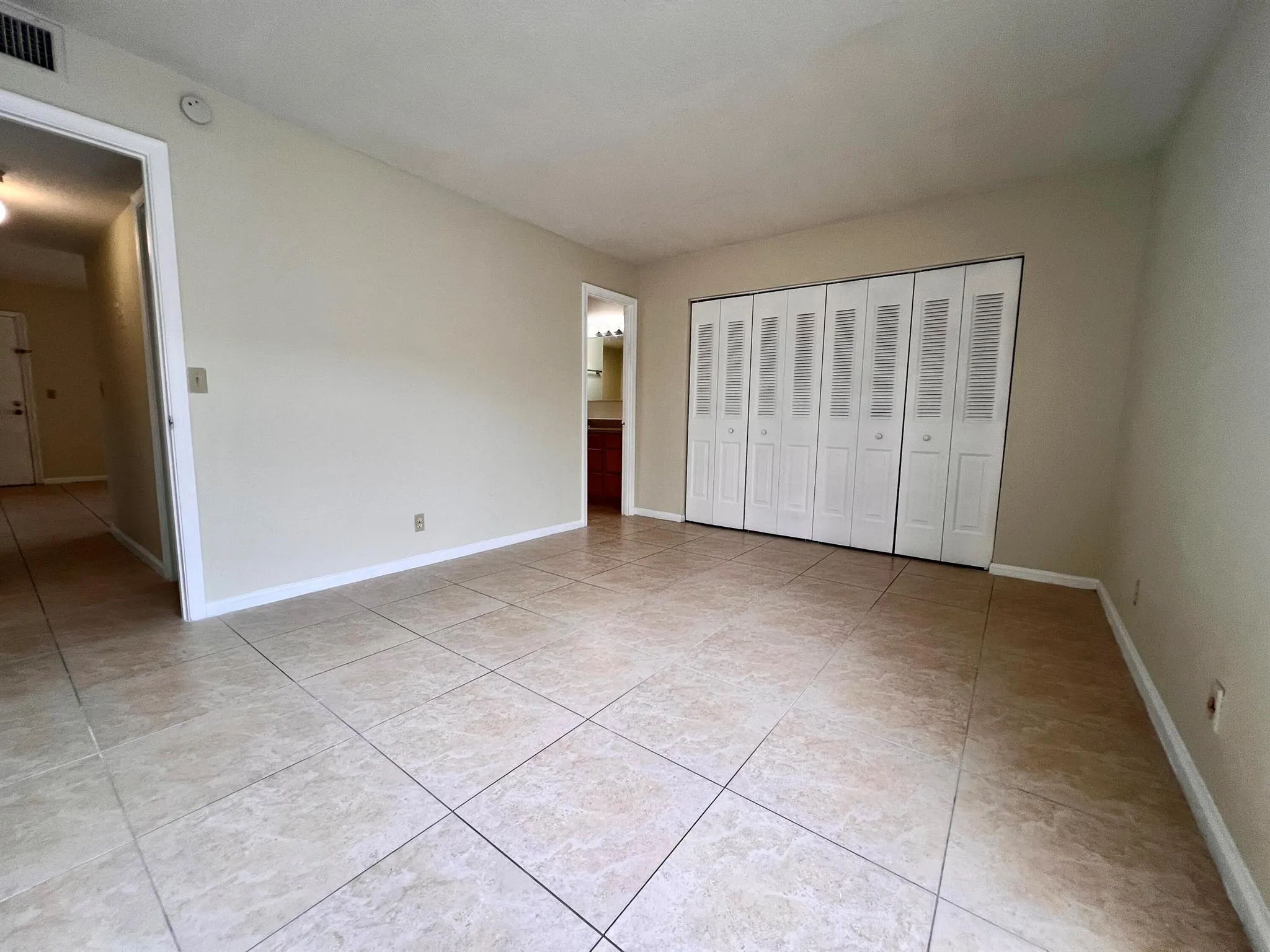 1500 N Congress Avenue, #B64