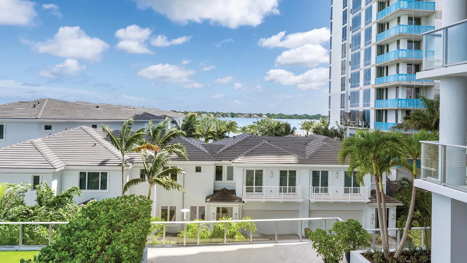 1 Water Club Way, #402