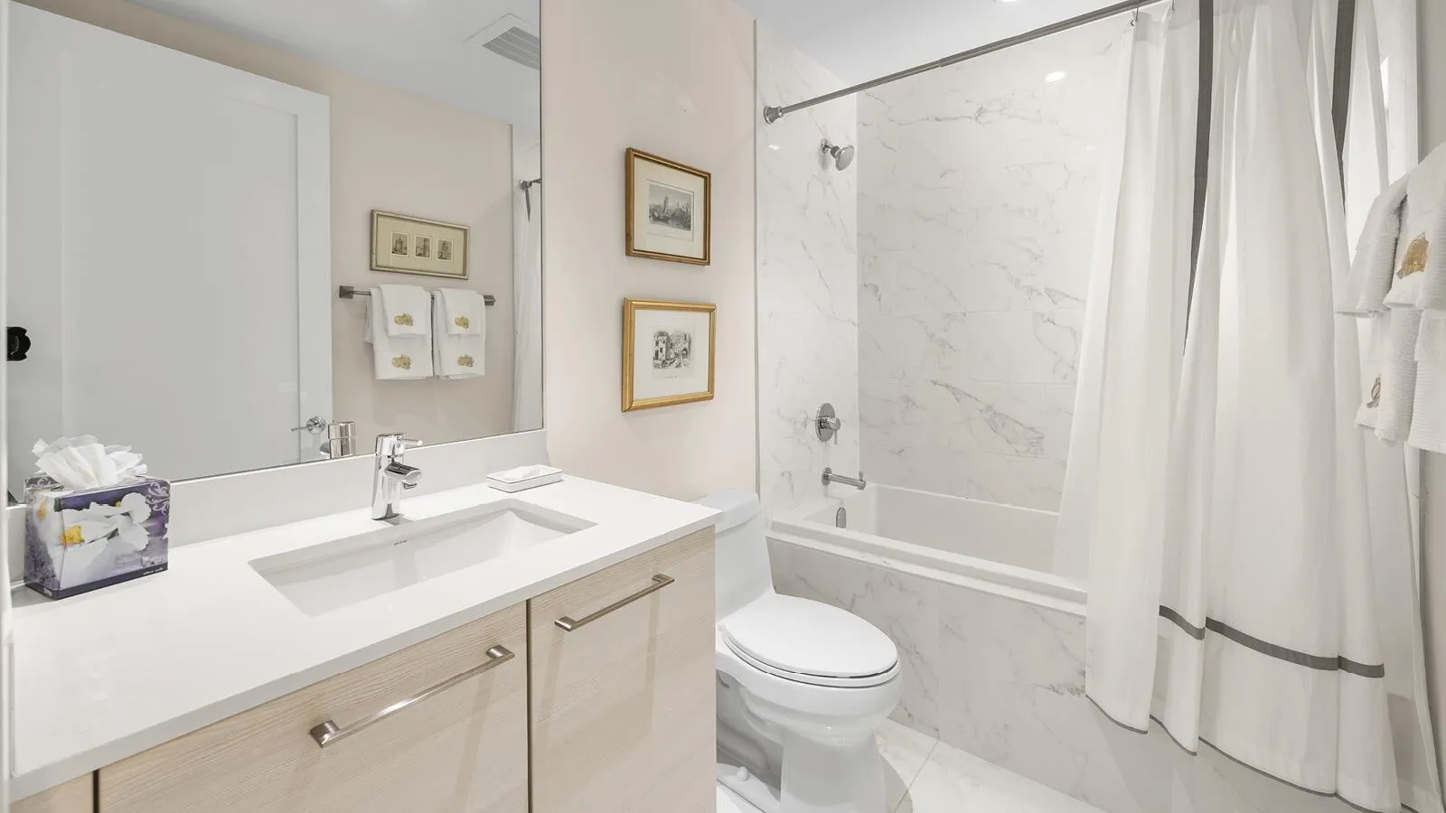 1 Water Club Way, #402