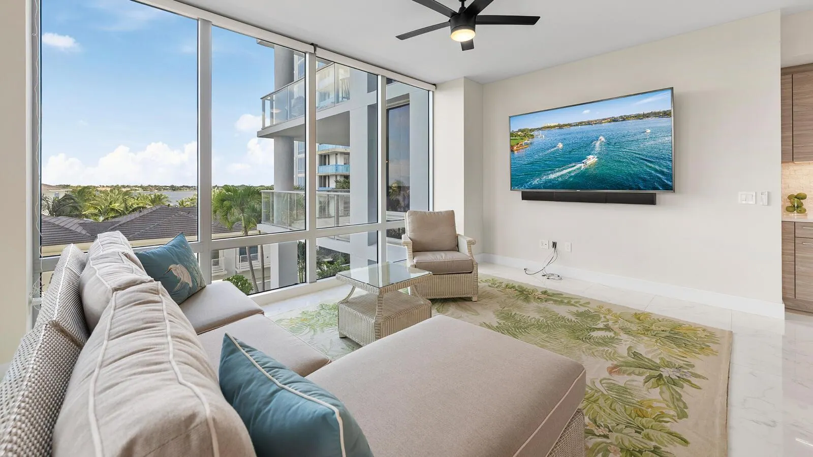 1 Water Club Way, #402