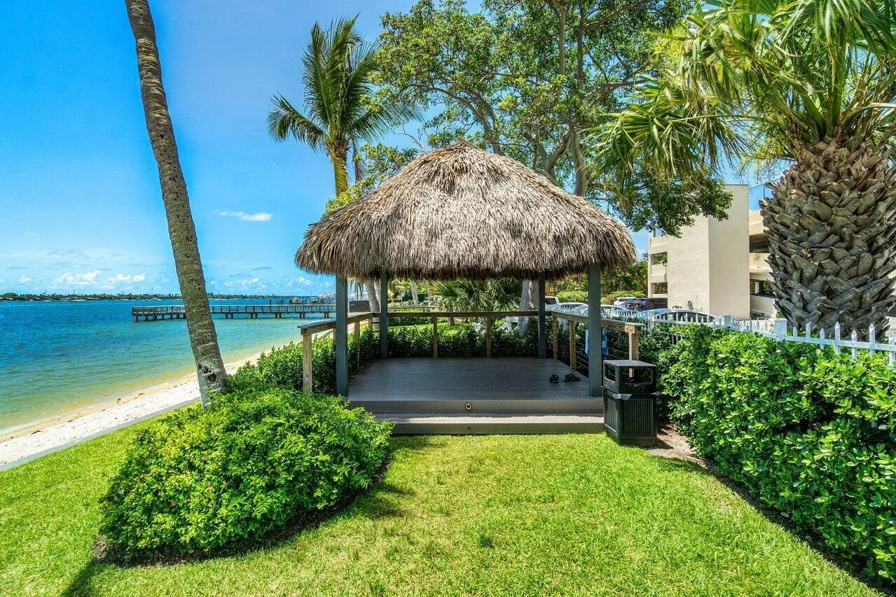 5600 N Flagler Drive, #Ph109