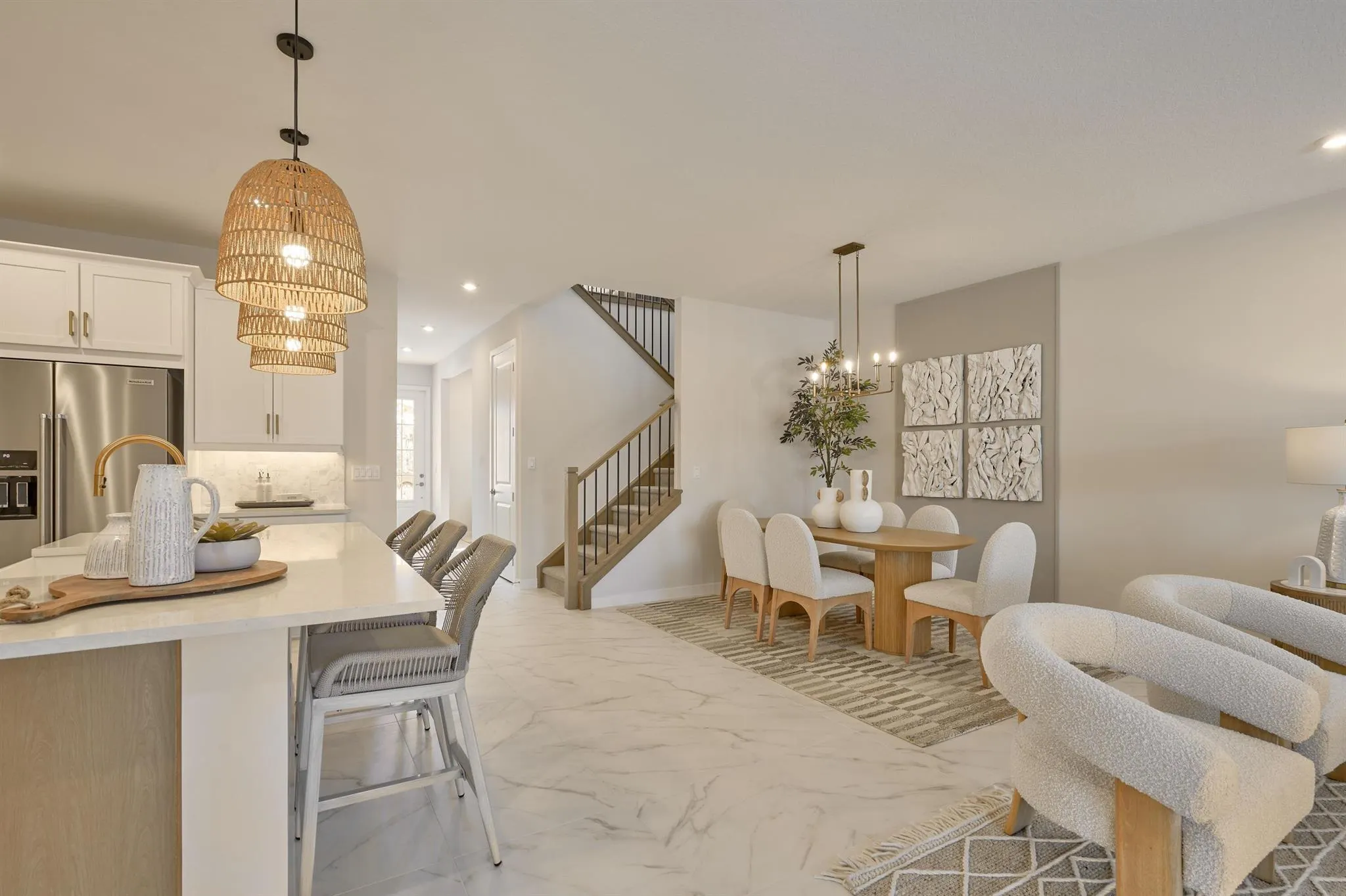 7232 Lenora Lane