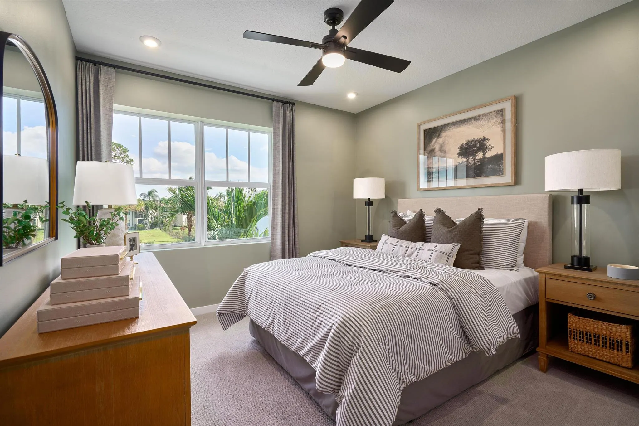 7219 Lenora Lane
