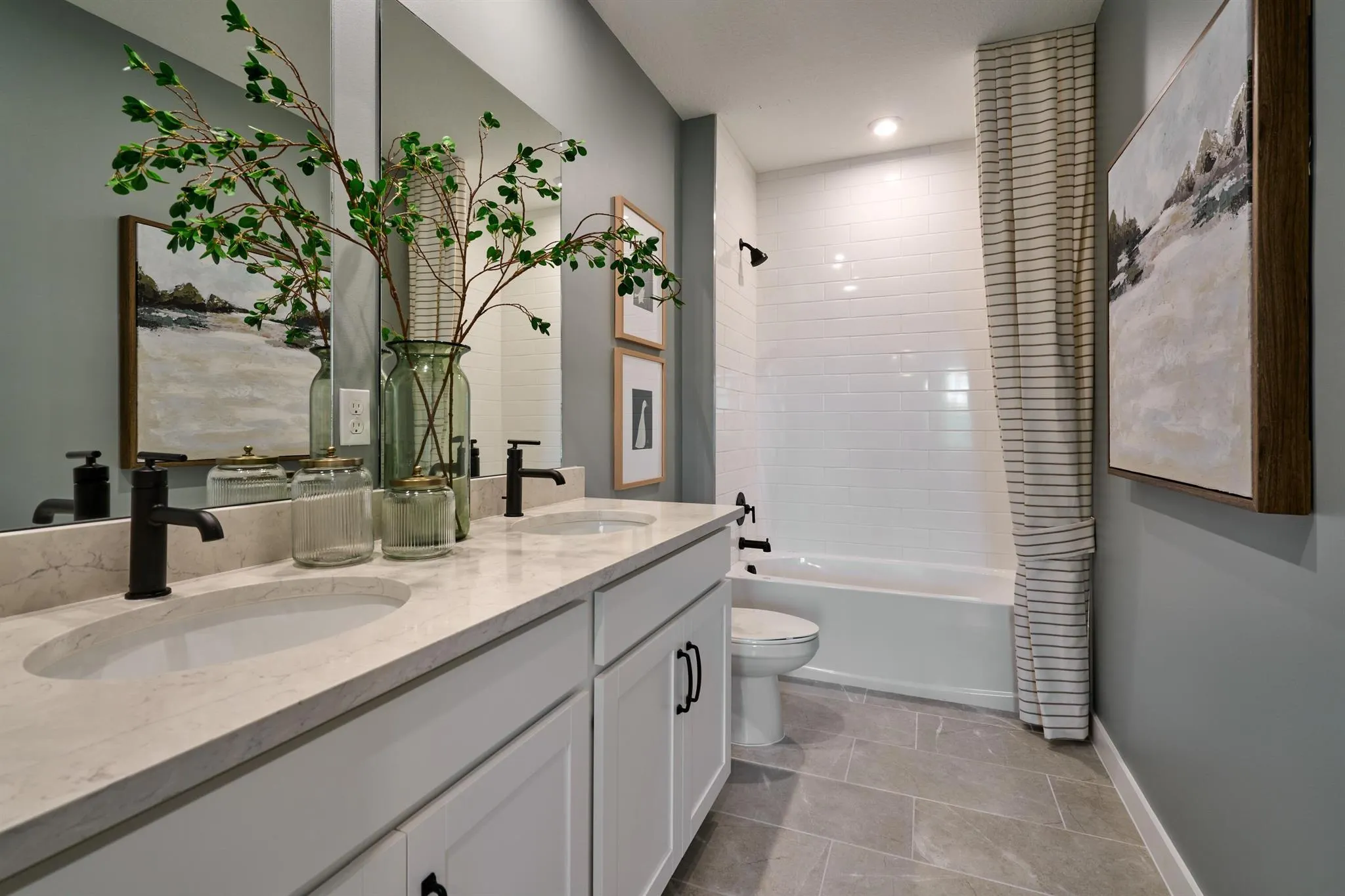 7219 Lenora Lane