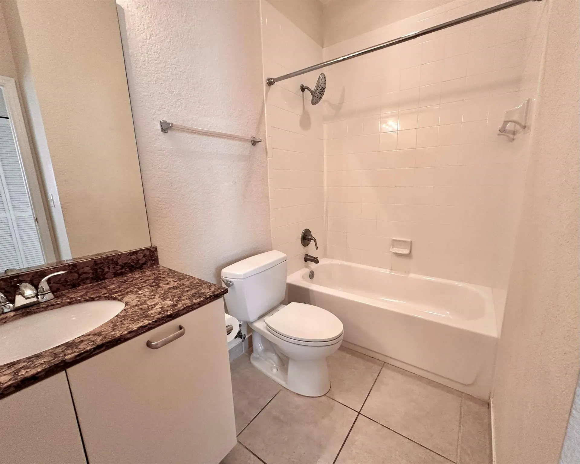 44 SE Sedona Circle, #204