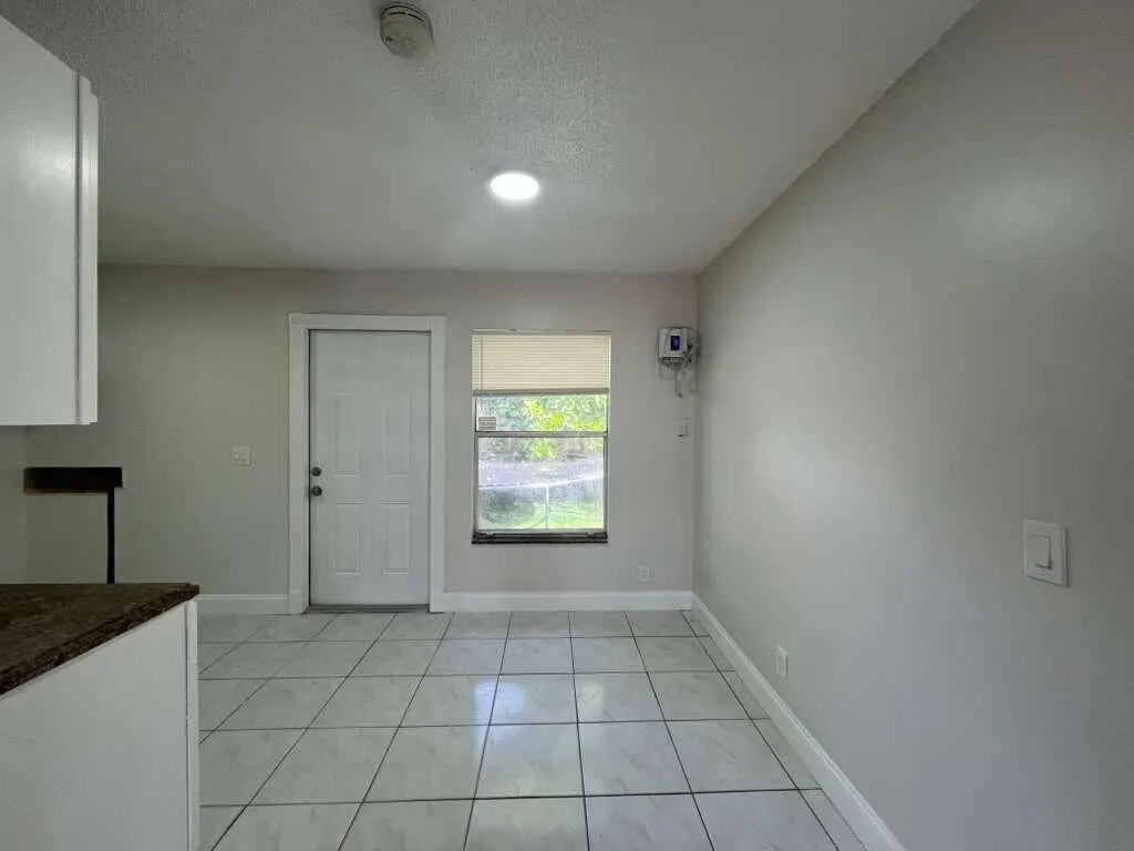 8201 SW 5th Court