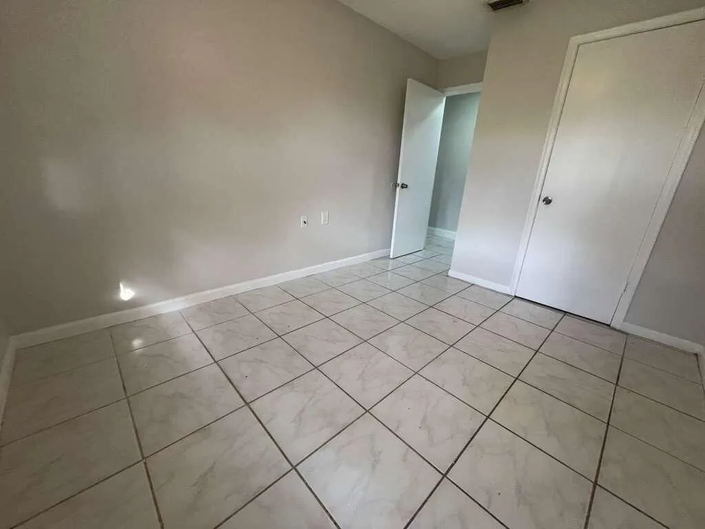 8201 SW 5th Court