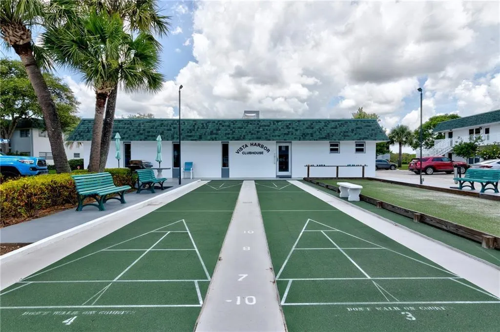 2800 Indian River Boulevard, #1