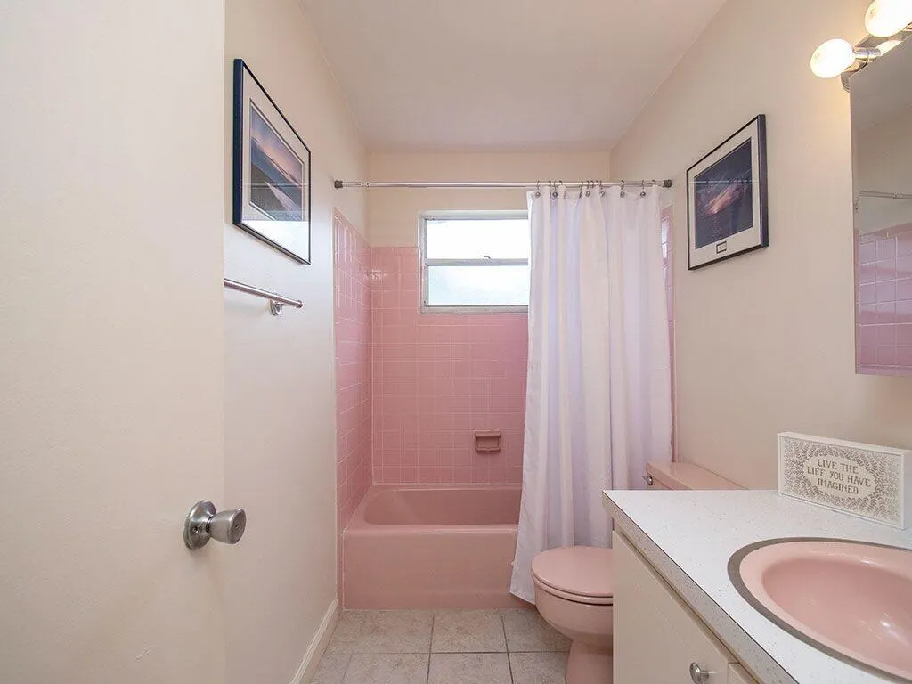 2800 Indian River Boulevard, #1