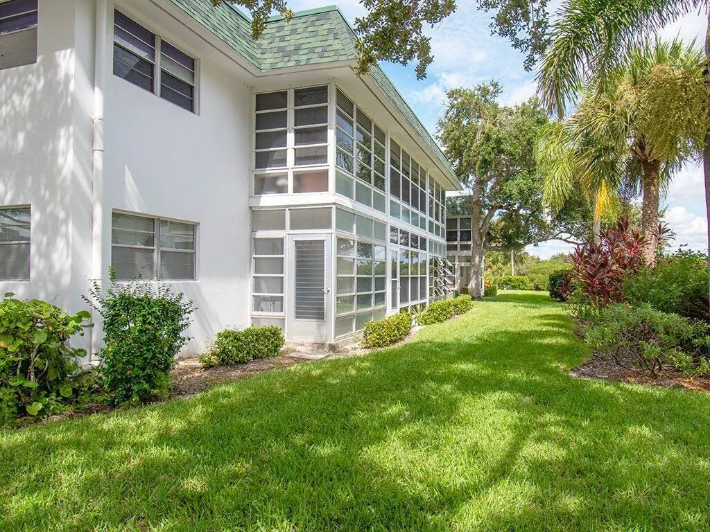 2800 Indian River Boulevard, #1