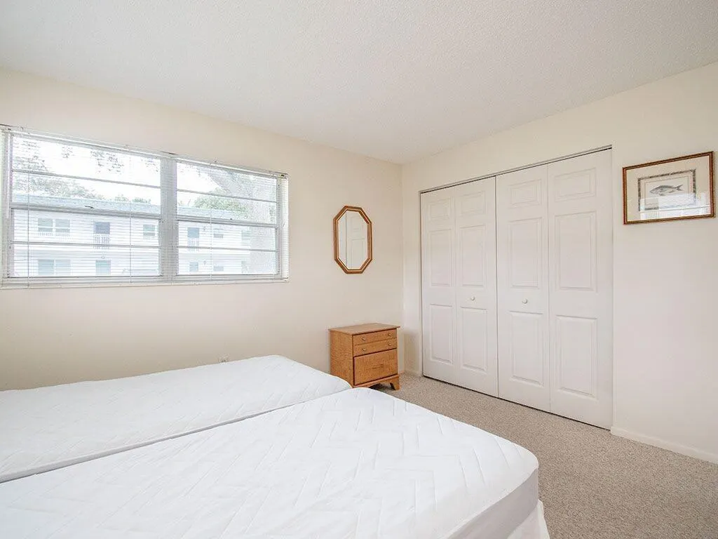 2800 Indian River Boulevard, #1