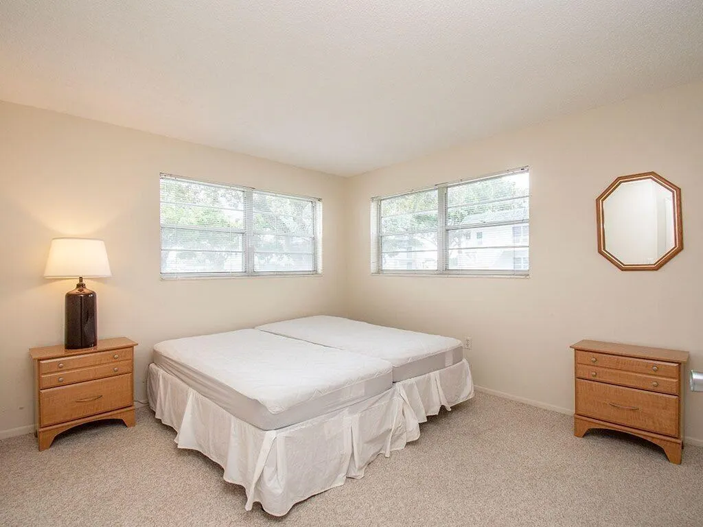 2800 Indian River Boulevard, #1