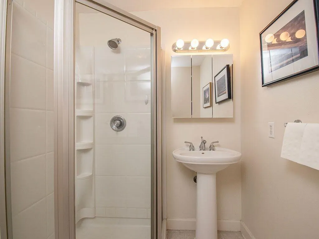 2800 Indian River Boulevard, #1