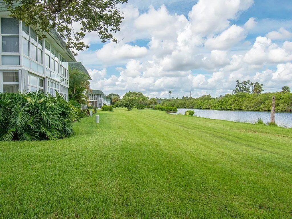 2800 Indian River Boulevard, #1