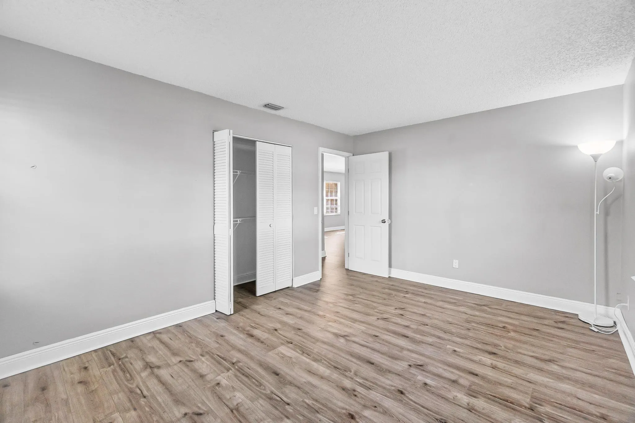 1614 SE Durango Street