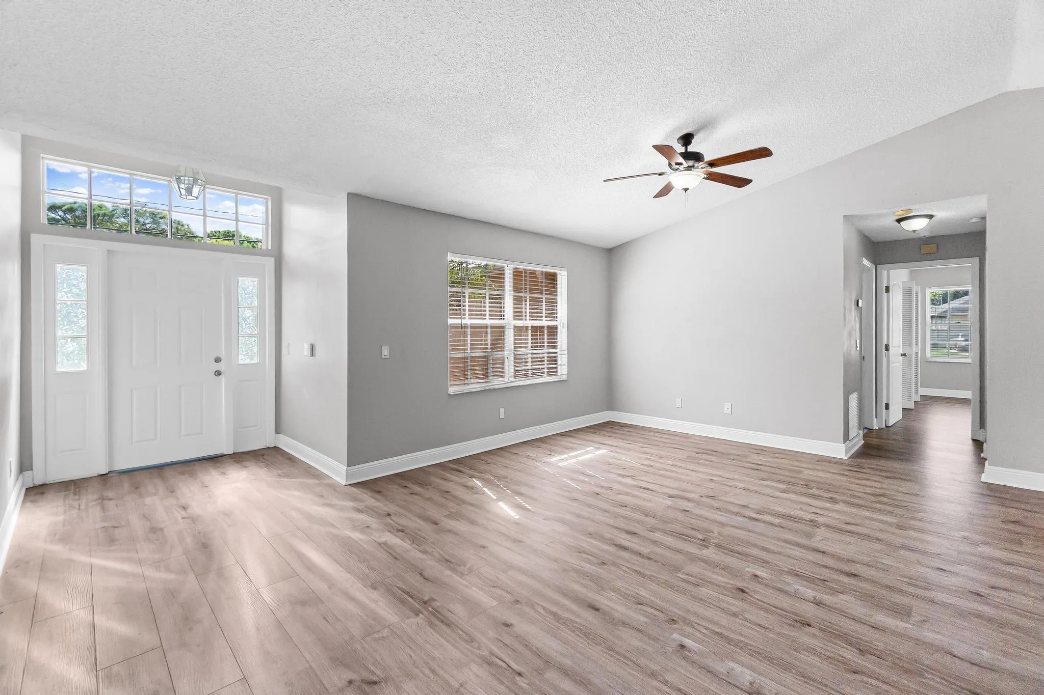 1614 SE Durango Street