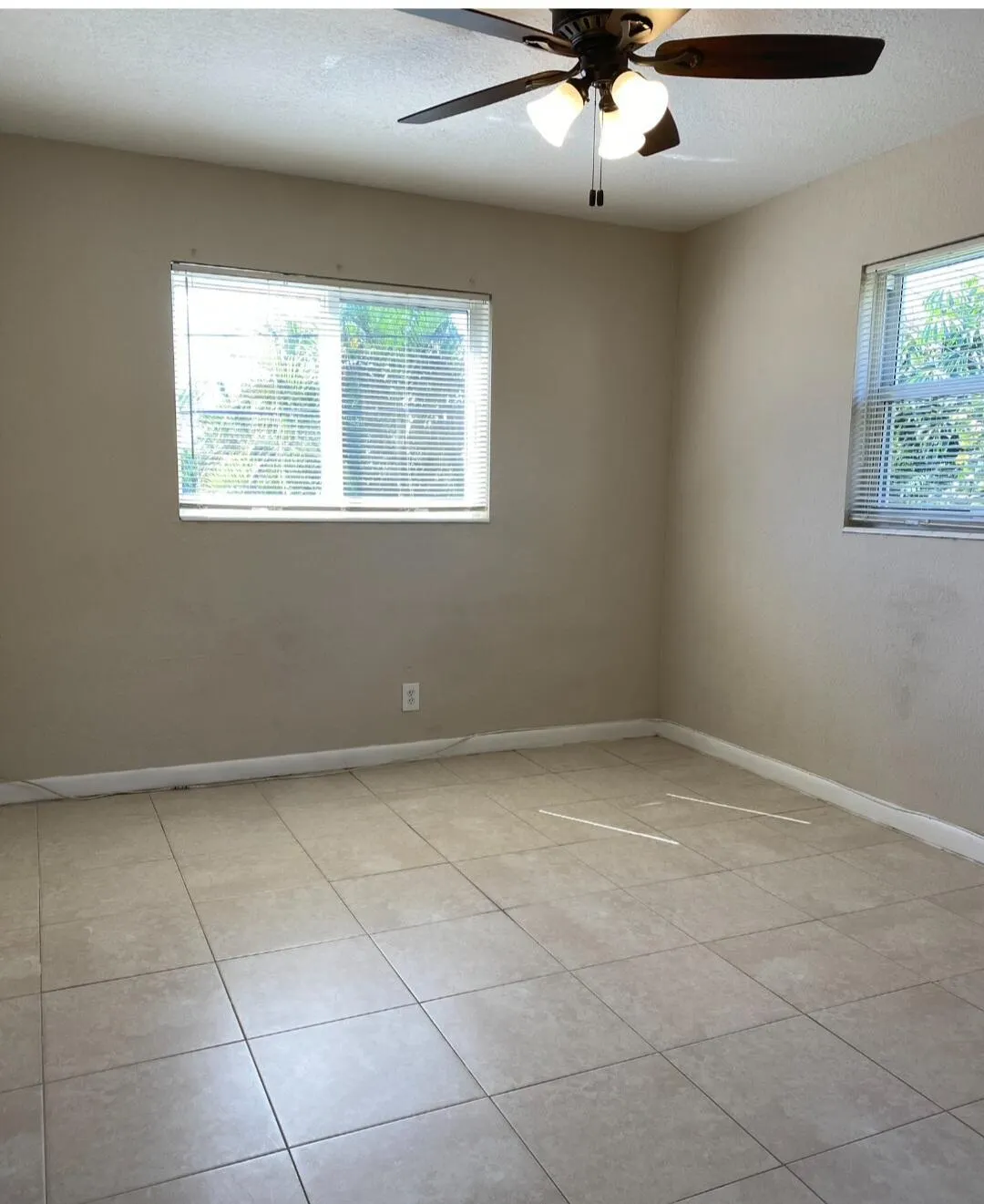 124 Yacht Club Dr. Drive, #8