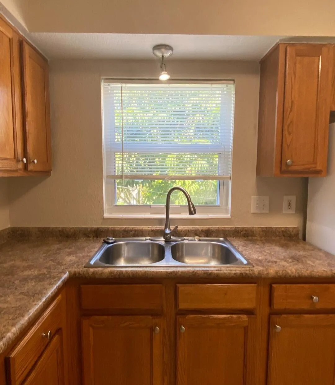 124 Yacht Club Dr. Drive, #8