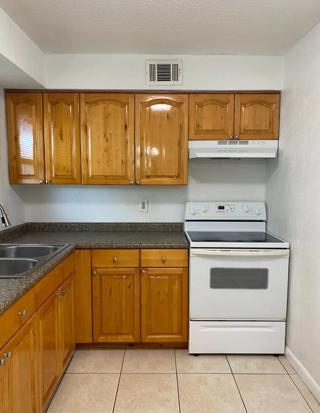 124 Yacht Club Dr. Drive, #8