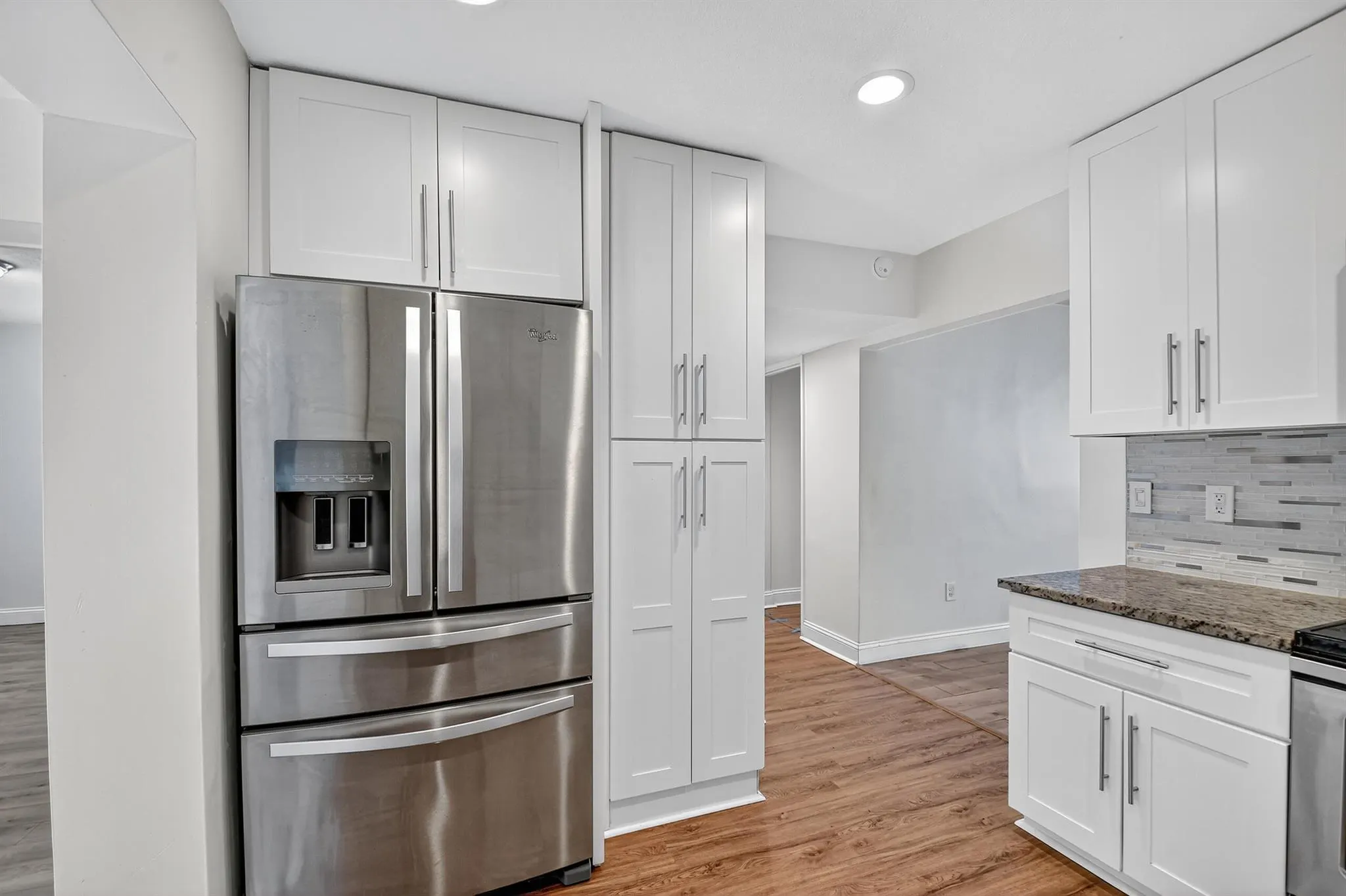 422 W Ocean Avenue