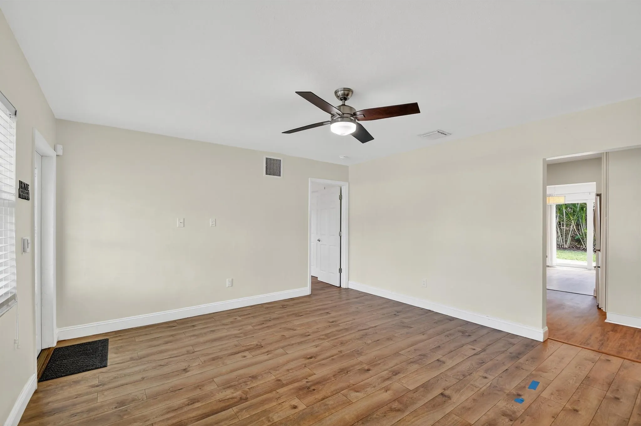 422 W Ocean Avenue