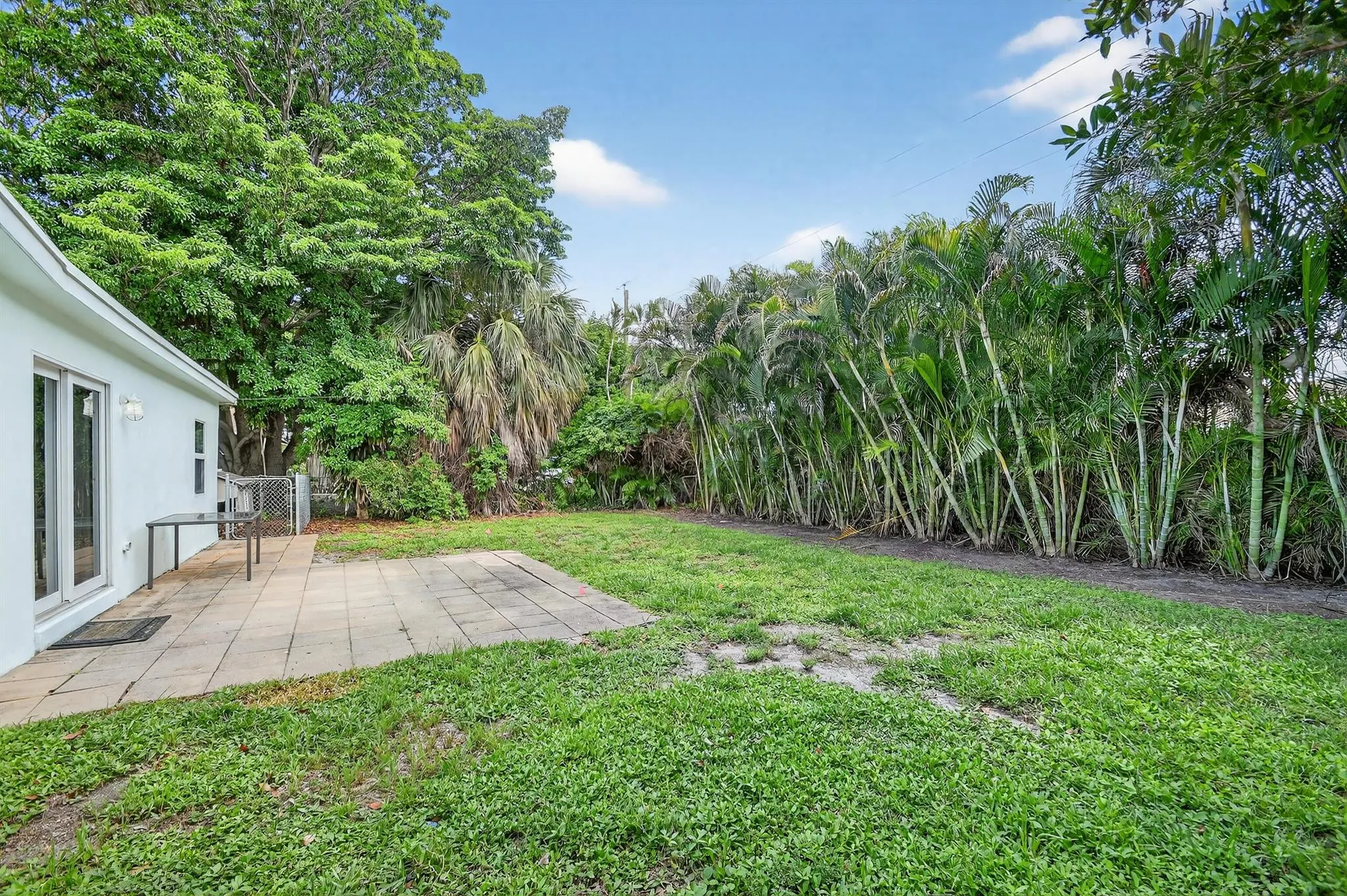 422 W Ocean Avenue