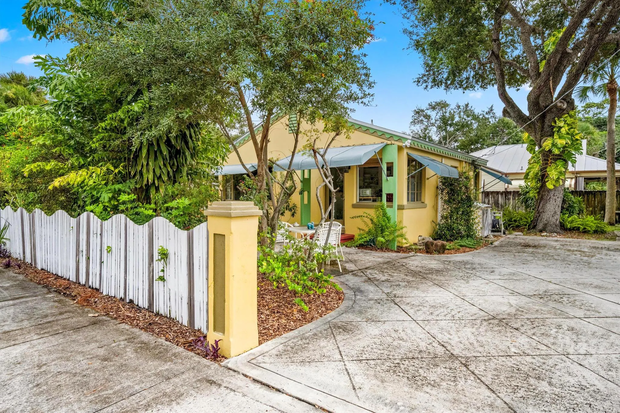 120 SW 5th Street