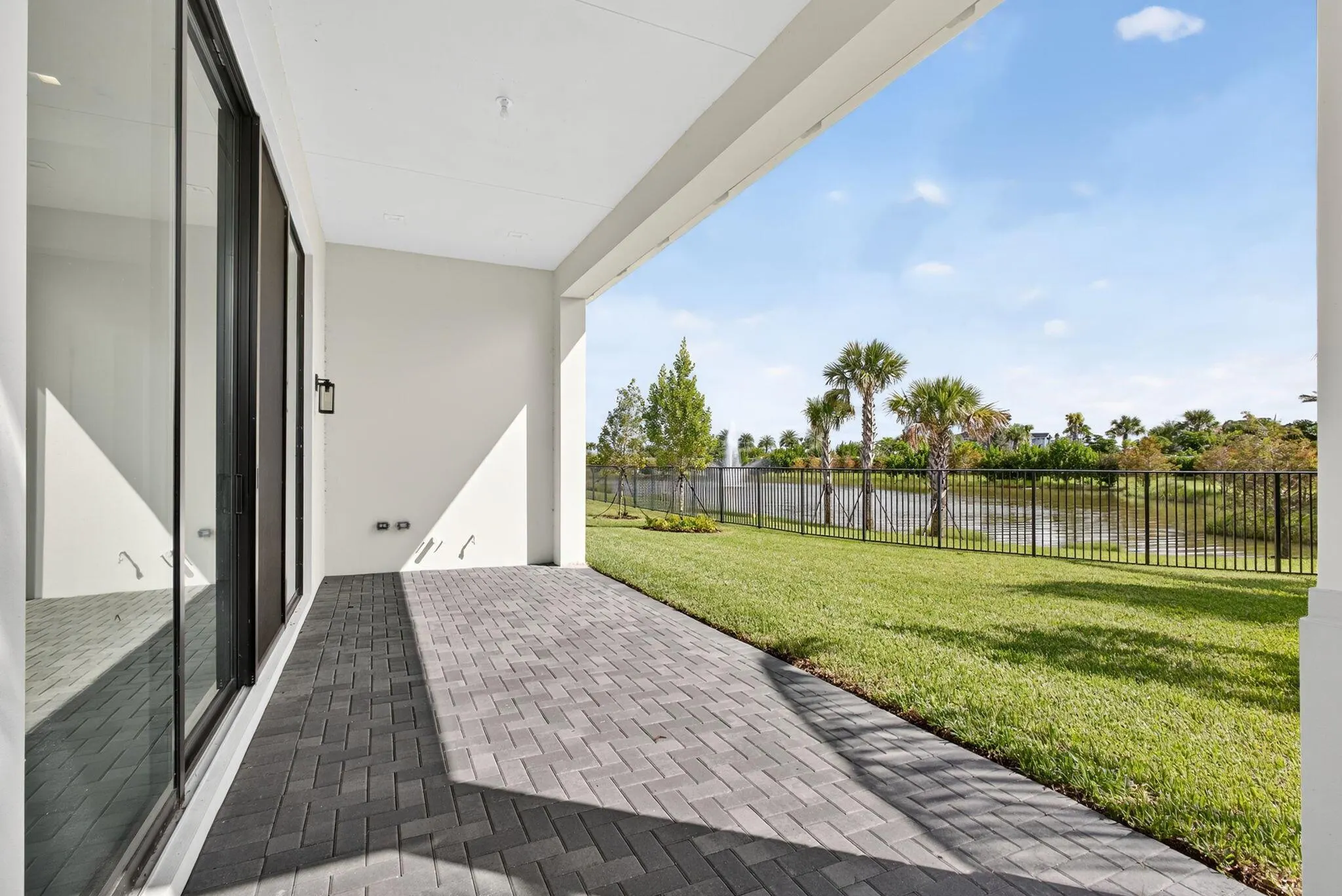 13069 Feathering Way