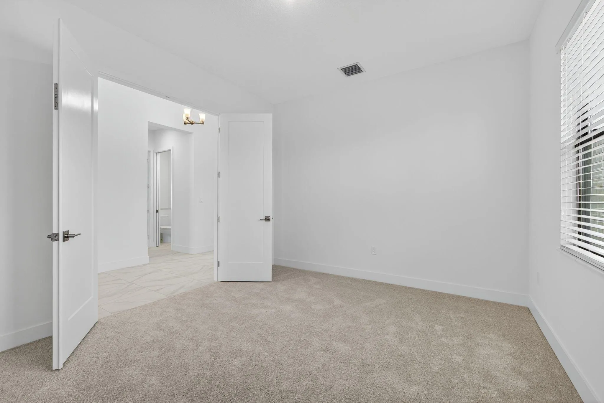13069 Feathering Way