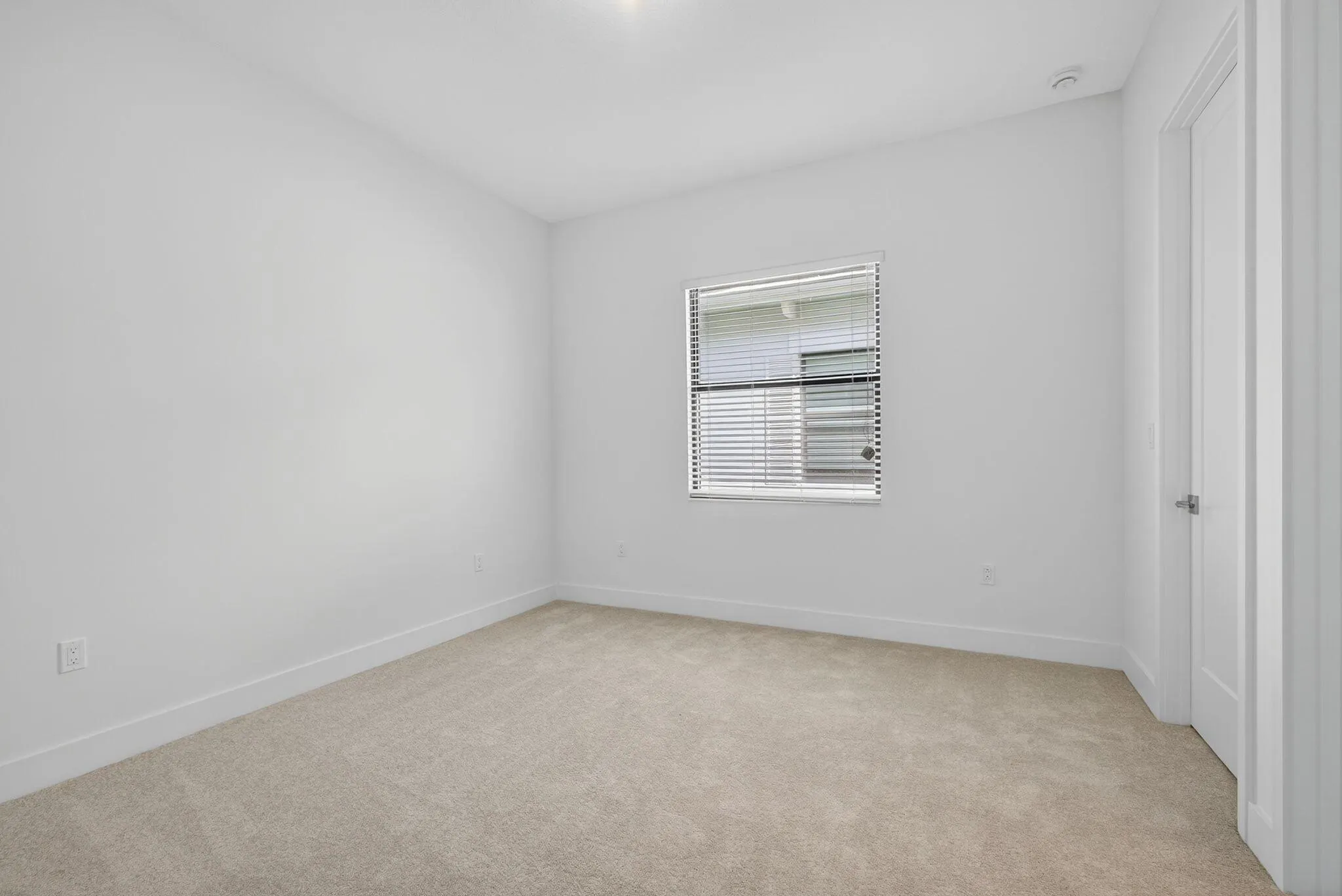 13069 Feathering Way