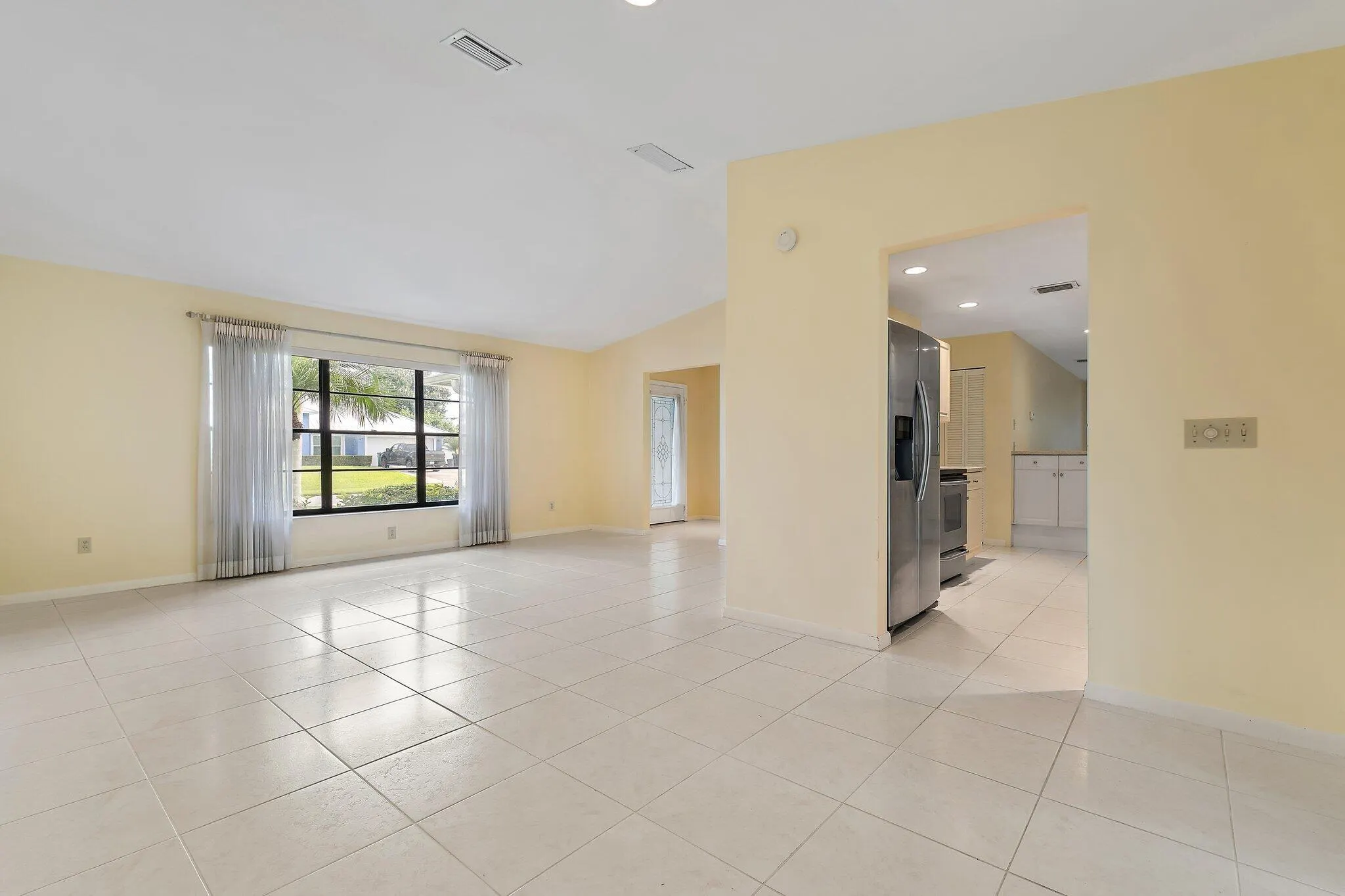 2042 SE Pyramid Road