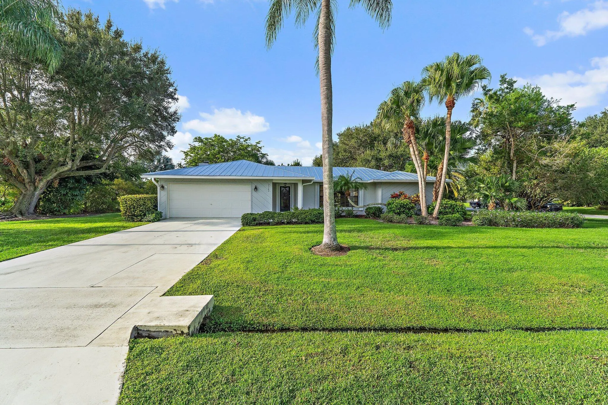 2042 SE Pyramid Road