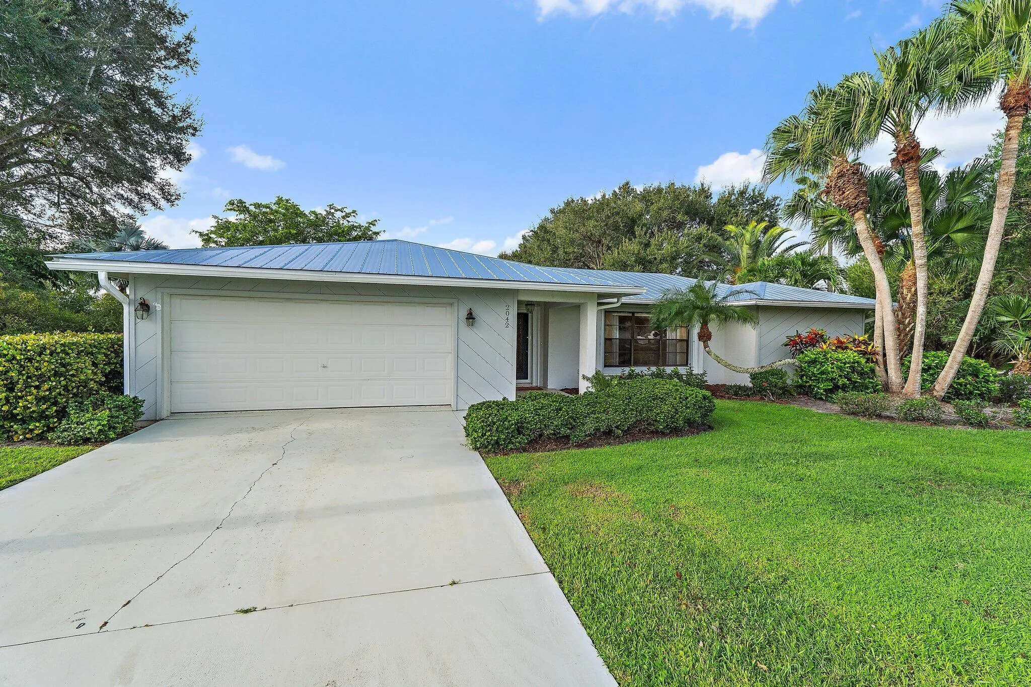 2042 SE Pyramid Road