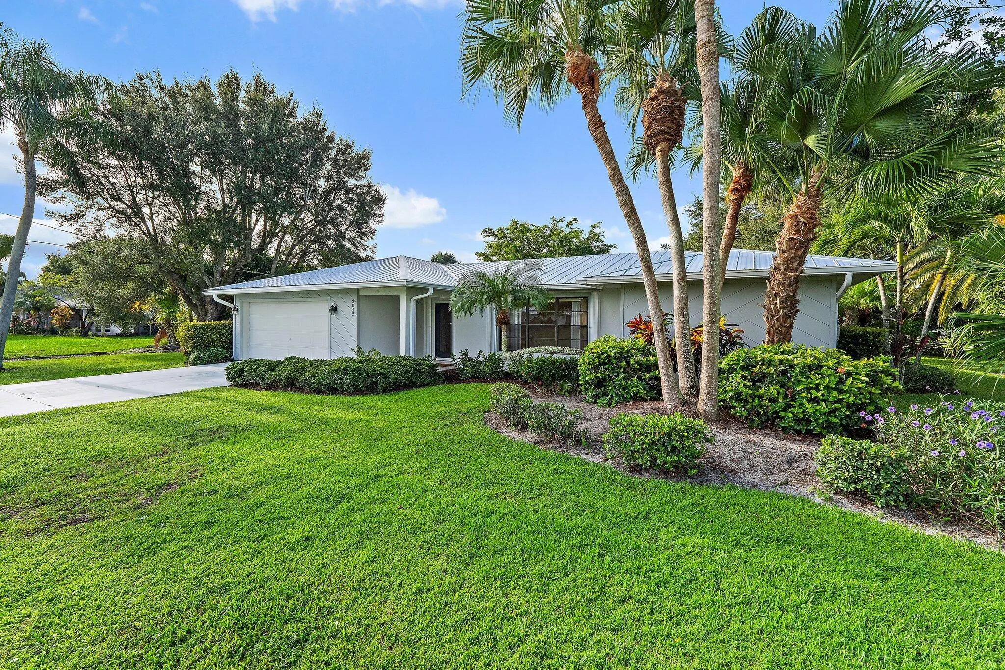 2042 SE Pyramid Road