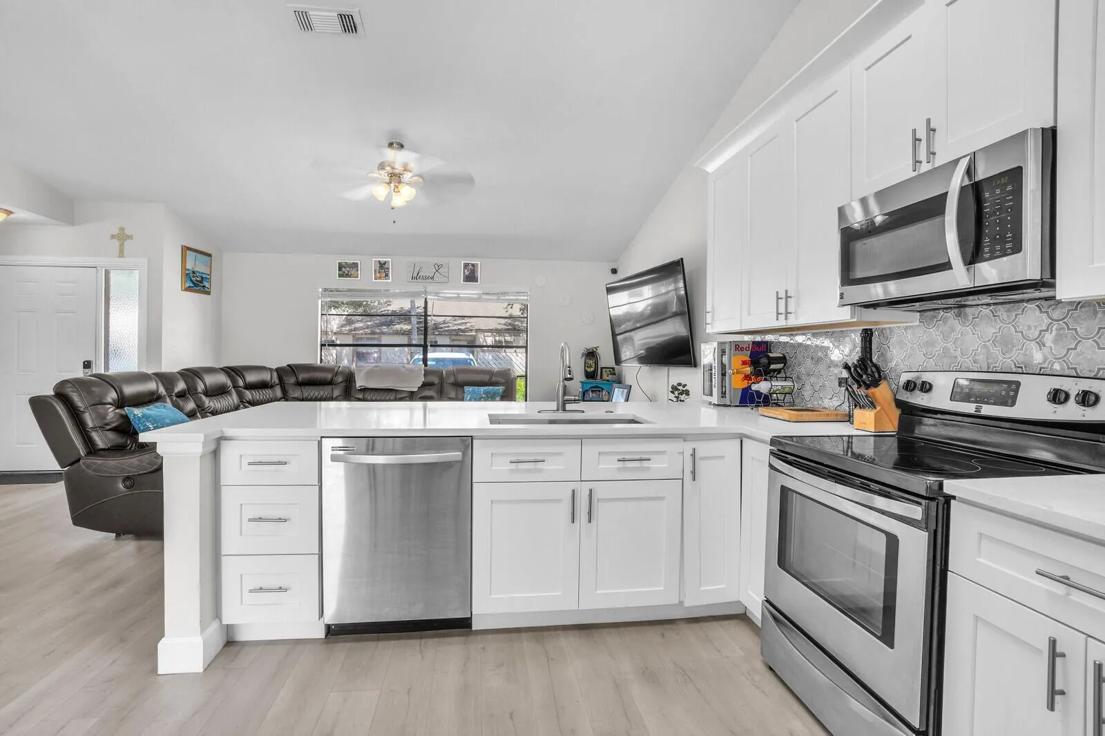 118 Sherwood Circle, #8a