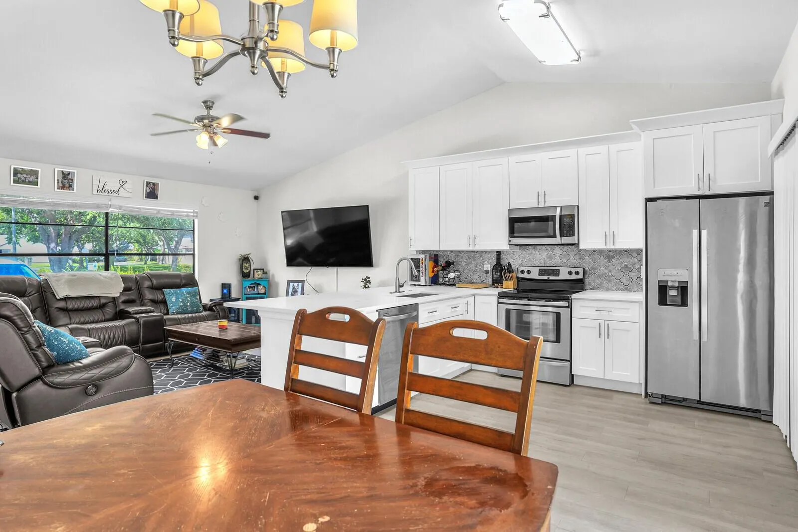 118 Sherwood Circle, #8a