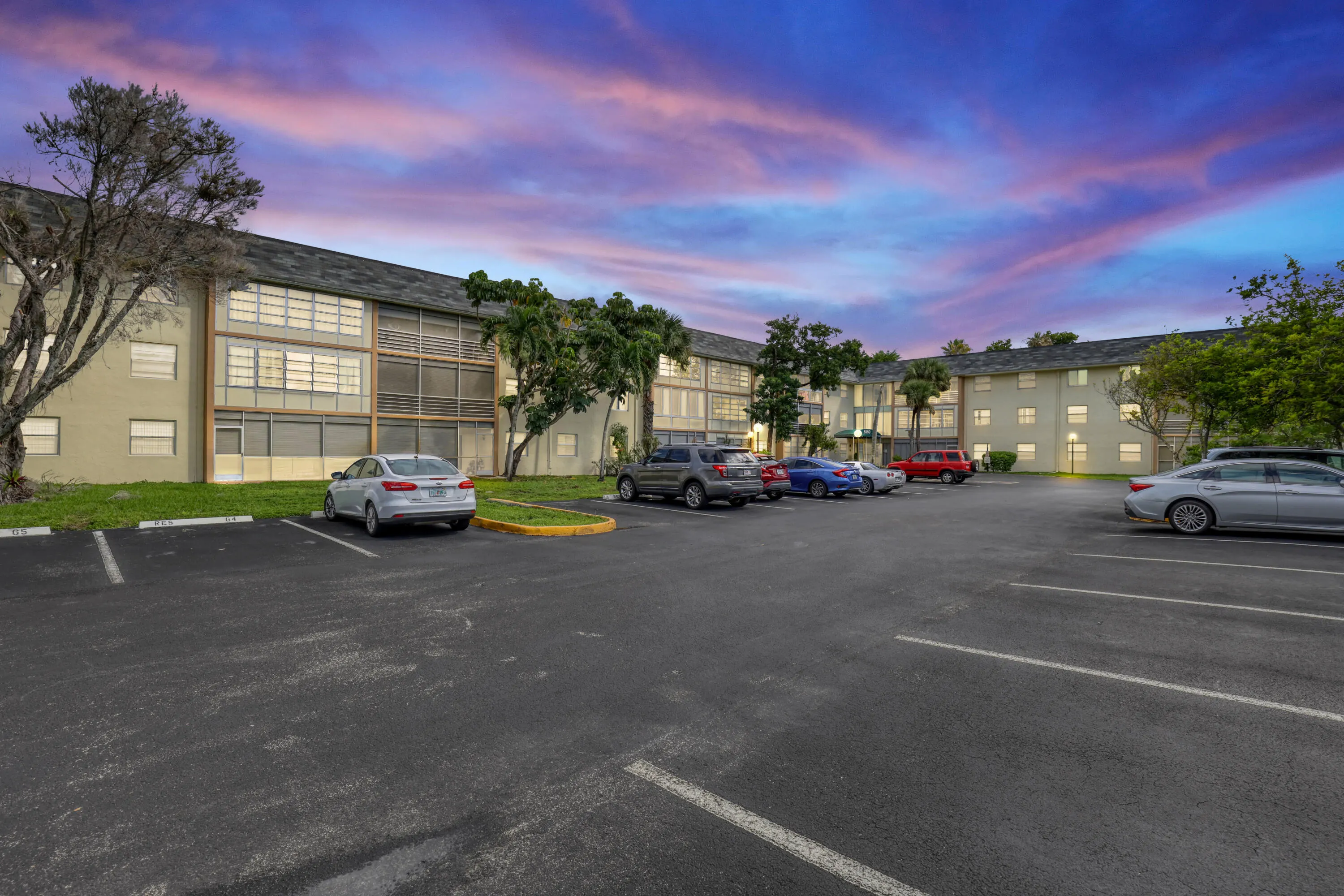 5190 E Sabal Palm Boulevard, #216