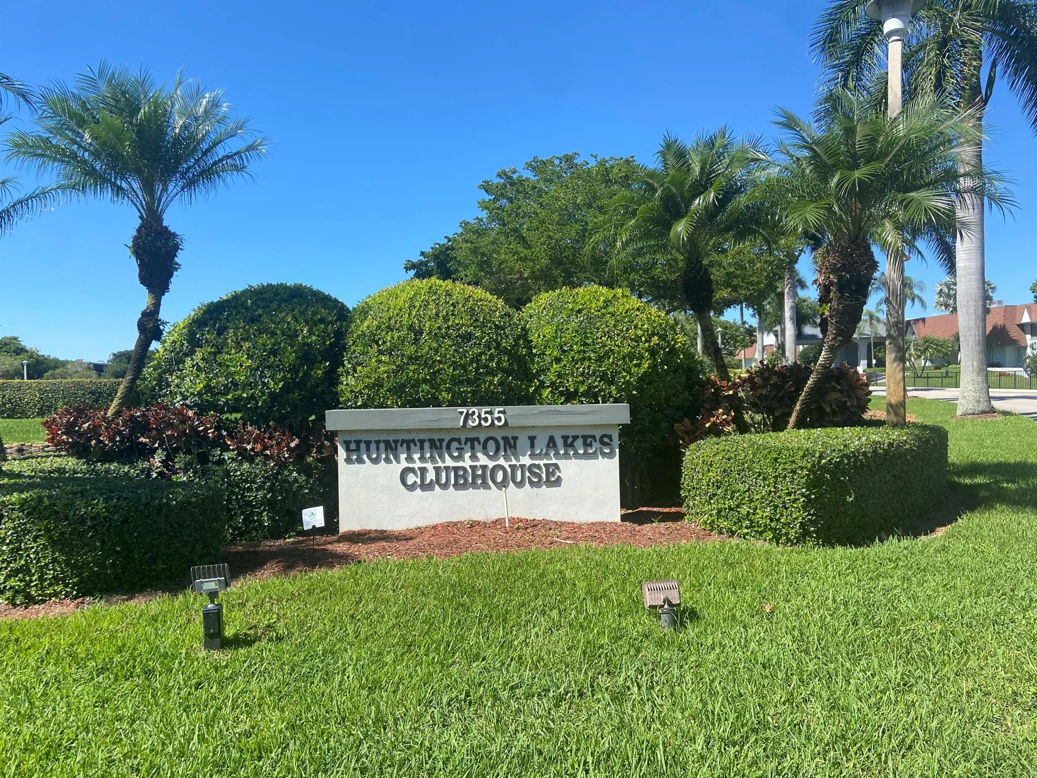 7260 Kinghurst Drive, #503