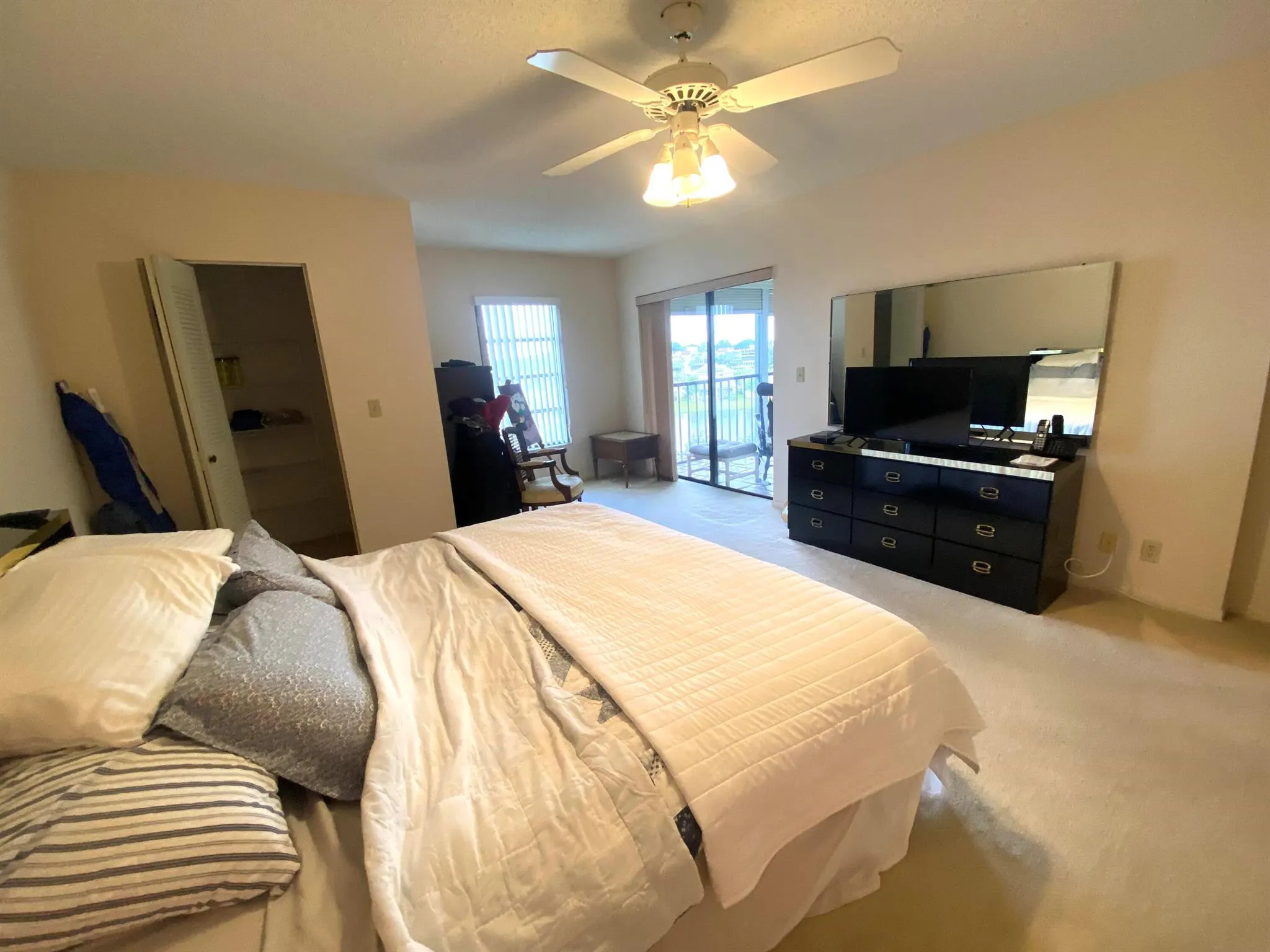 7260 Kinghurst Drive, #503