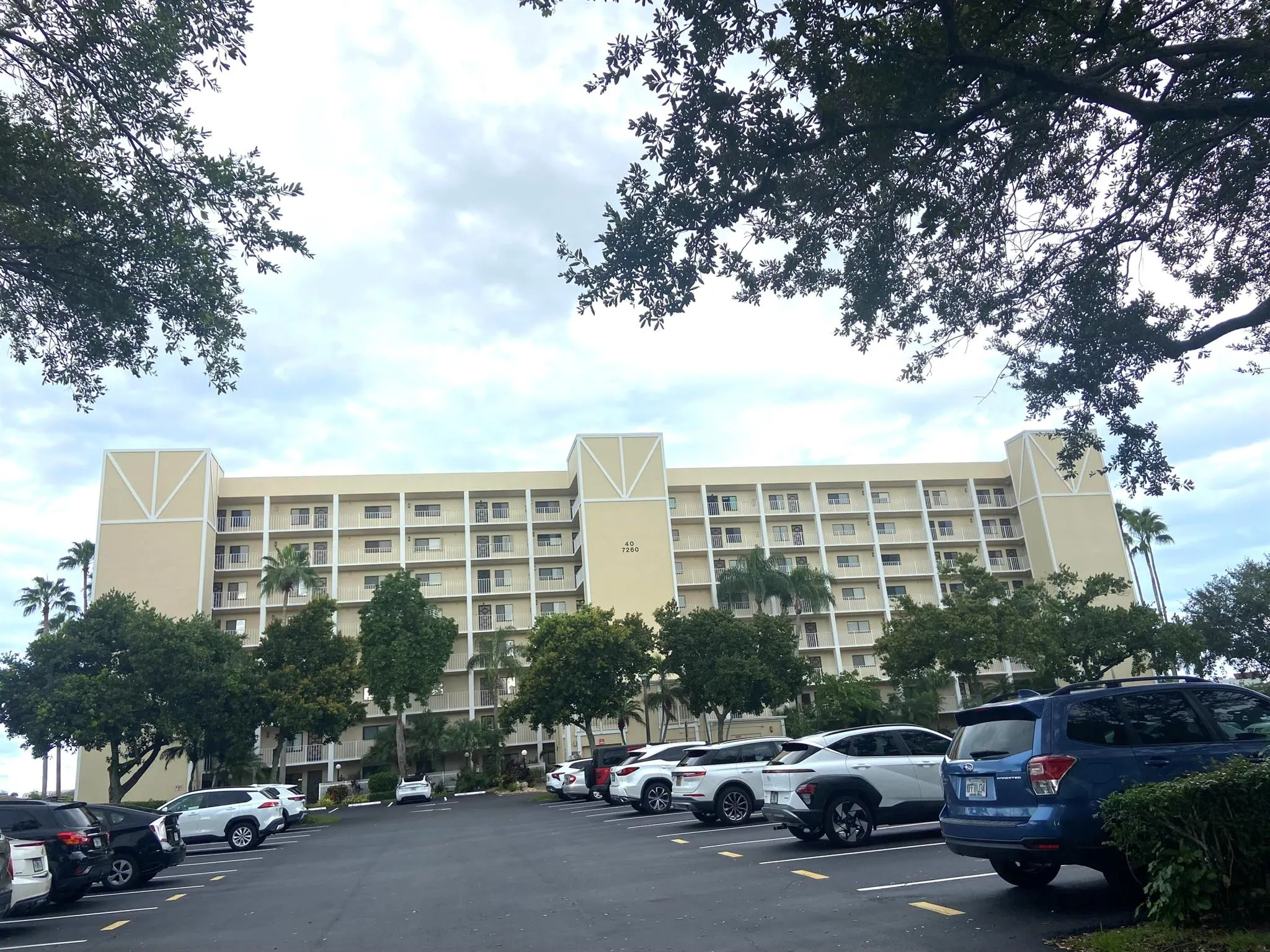 7260 Kinghurst Drive, #503