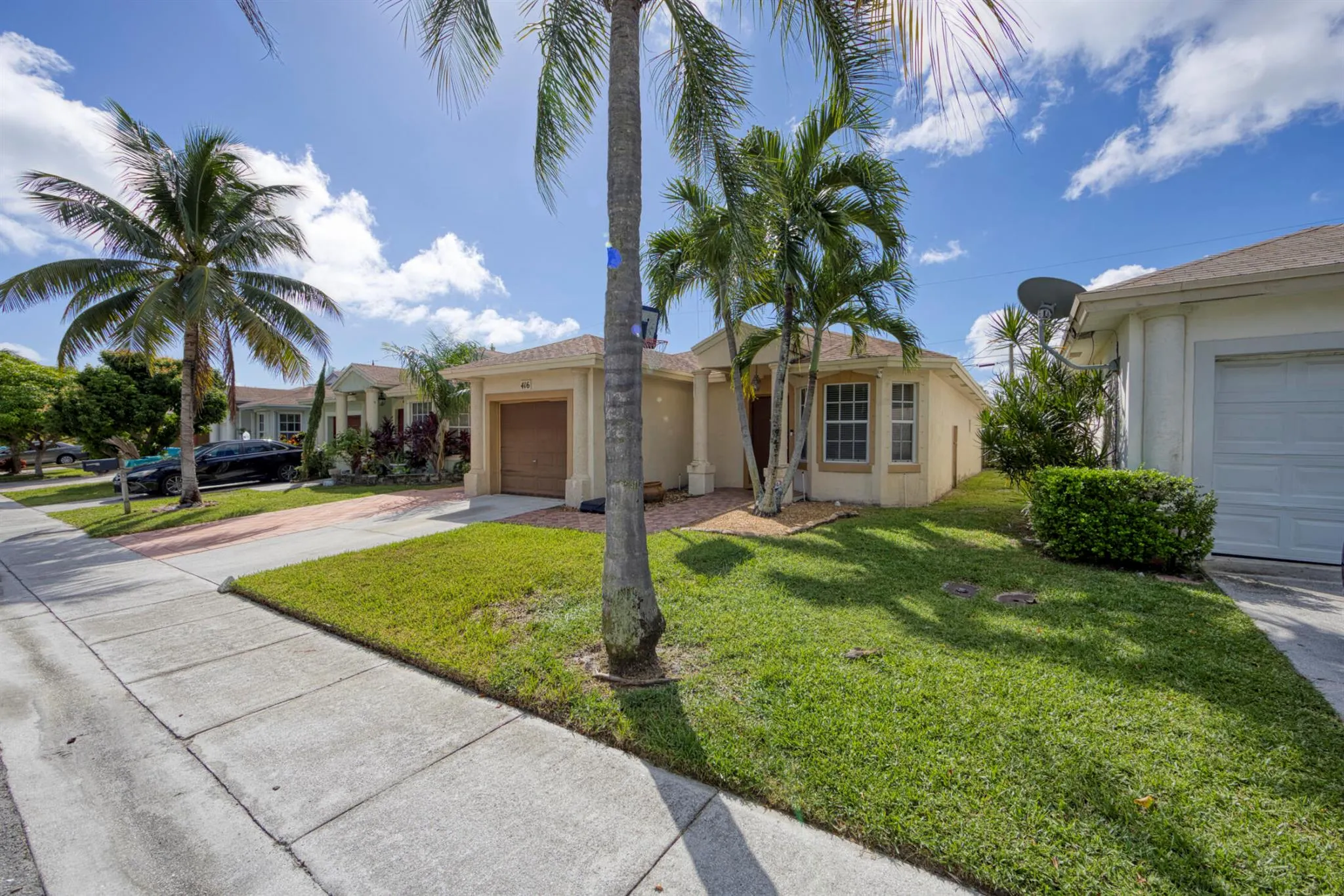 416 S Circle Drive S