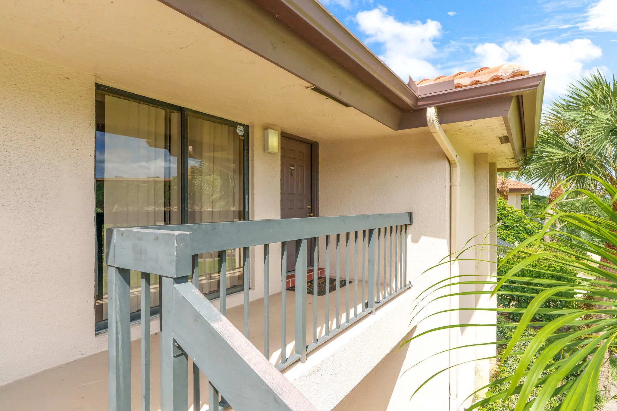 5201 W Club Circle, #203