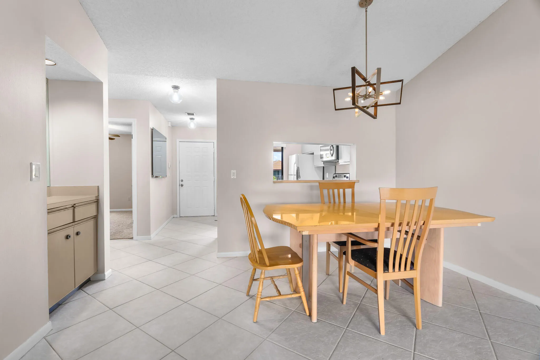 5201 W Club Circle, #203