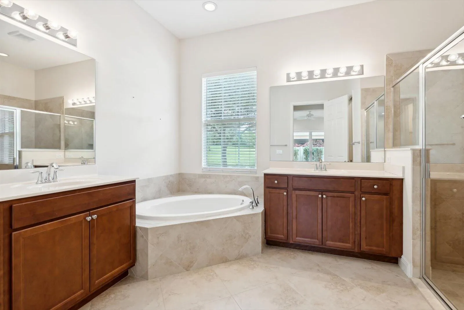 9980 SW Cicero Lane